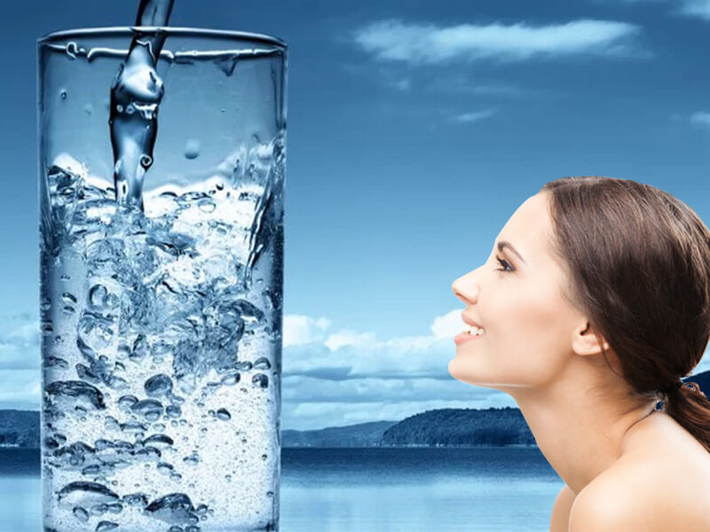 Boire de l'eau pour mincir